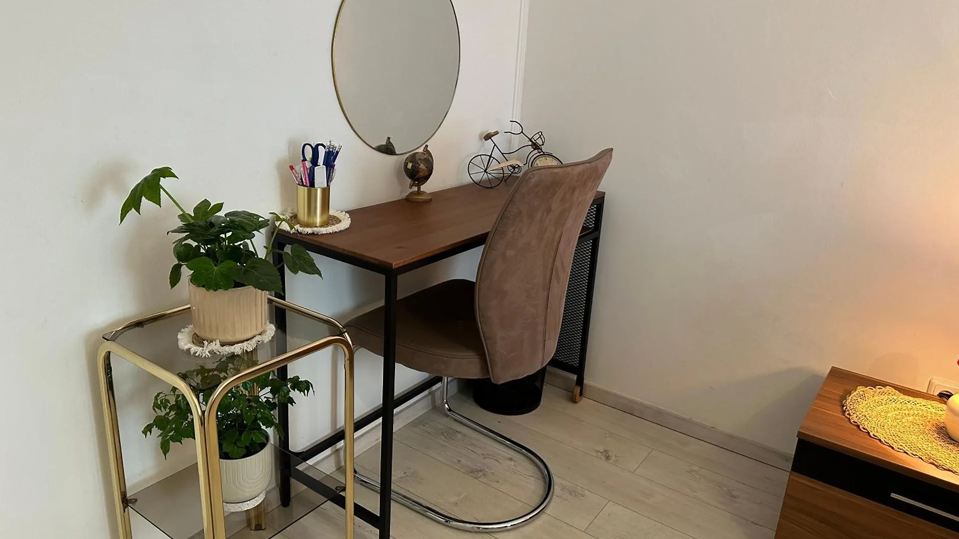 Urban Oasis Retreat Center Apartamento Salzburgo Quarto em Acomodações Particulares